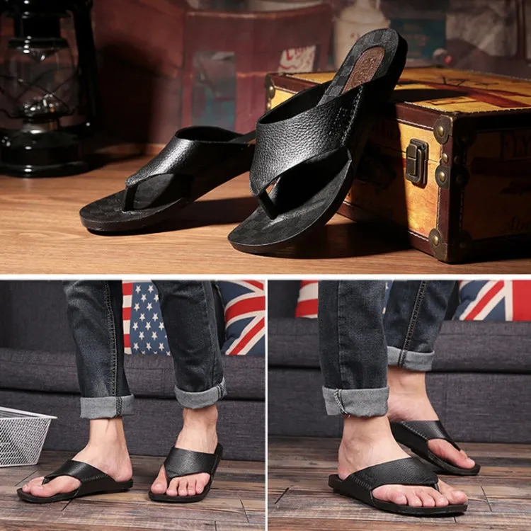 1 Pair Summer Outdoor Beach Sandals Men Wear-Resistant PVC Slippers, Size: 41(Flip Flops Black)